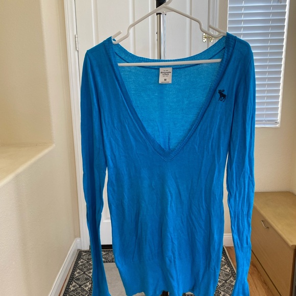 A&F sweater size medium - Picture 2 of 11